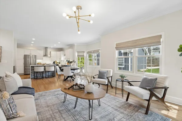 $1,500,000 | 409 South Bodin Street, Hinsdale, IL 60521