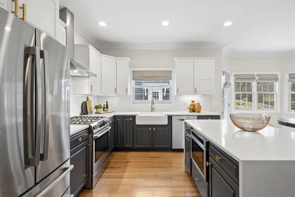 $1,500,000 | 409 South Bodin Street, Hinsdale, IL 60521