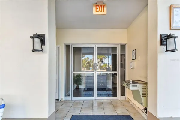 $300,000 | 100 Bluff View Drive, Unit 607A, Belleair Bluffs, FL 33770