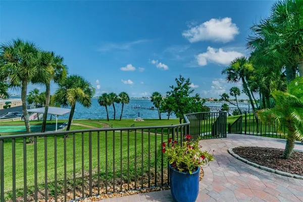 $300,000 | 100 Bluff View Drive, Unit 607A, Belleair Bluffs, FL 33770