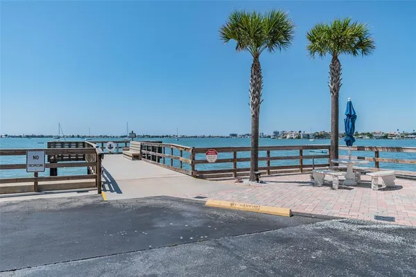 $300,000 | 100 Bluff View Drive, Unit 607A, Belleair Bluffs, FL 33770