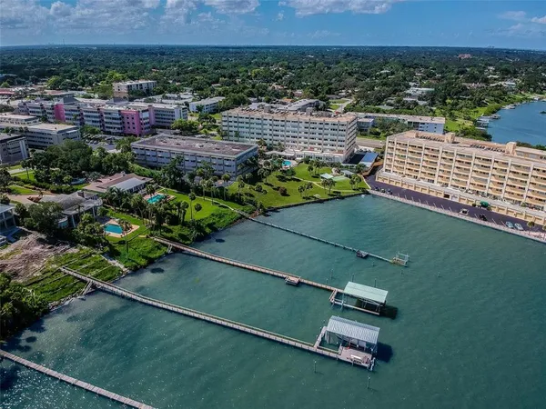$300,000 | 100 Bluff View Drive, Unit 607A, Belleair Bluffs, FL 33770