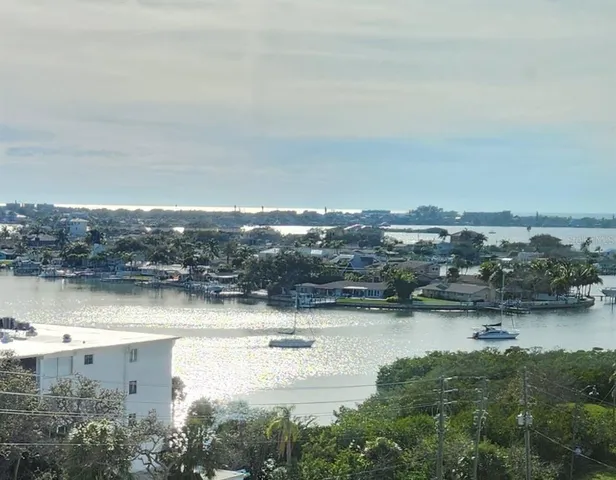 $320,000 | 100 Bluff View Drive, Unit 607A, Belleair Bluffs, FL 33770