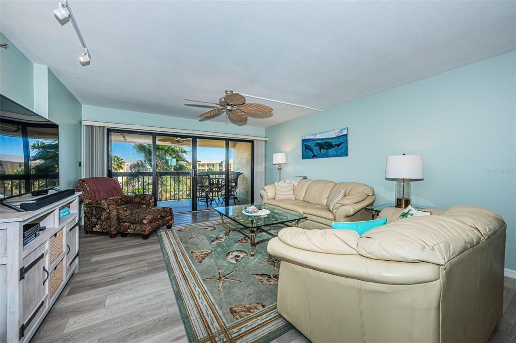 401 150th Avenue, Unit 245 Madeira Beach, FL 33708 - Photo 18 of 60