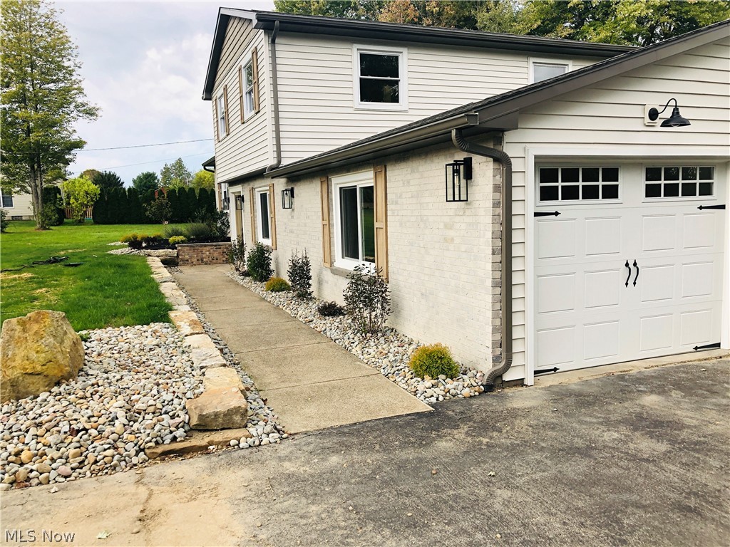 8369 Drake State Line Road Burghill, OH 44404 - Photo 3 of 35 Gallery Image 3