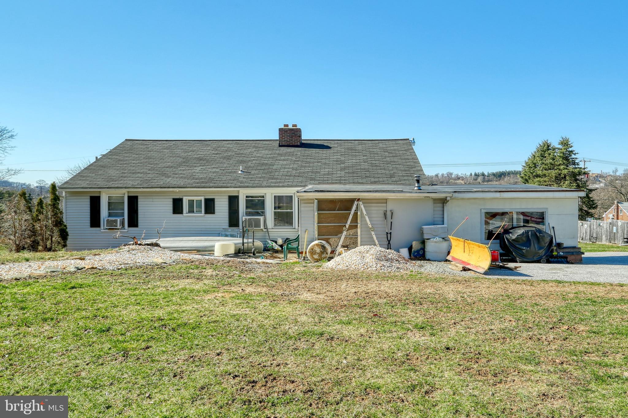204 Winterstown Road Red Lion, PA 17356 - Photo 37 of 38 Back of house