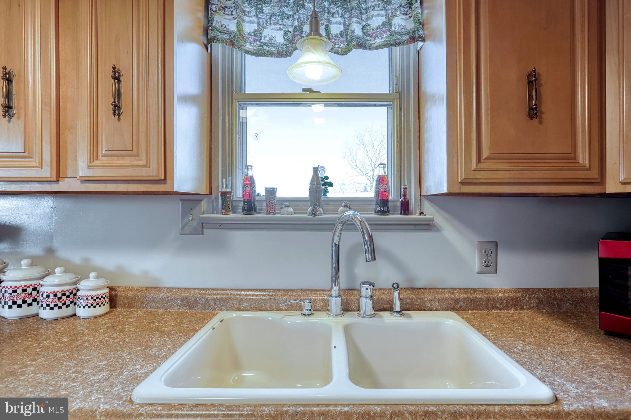 204 Winterstown Road Red Lion, PA 17356 - Photo 9 of 38 Double sink