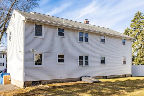 $2,200 | 125 Overlook Avenue, New Britain, CT 06053
