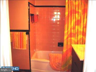 2516 Prescott Road Havertown, PA 19083 - Photo 5 of 6 a view of walk in closet