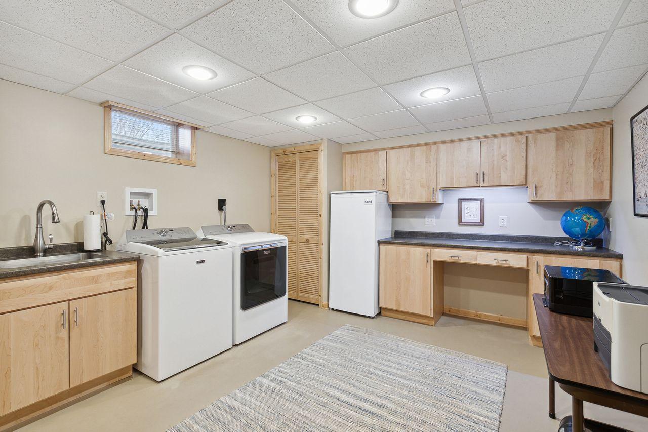 2703 Golf Course Road Ashland, WI 54806 - Photo 21 of 29 Gallery Image 21
