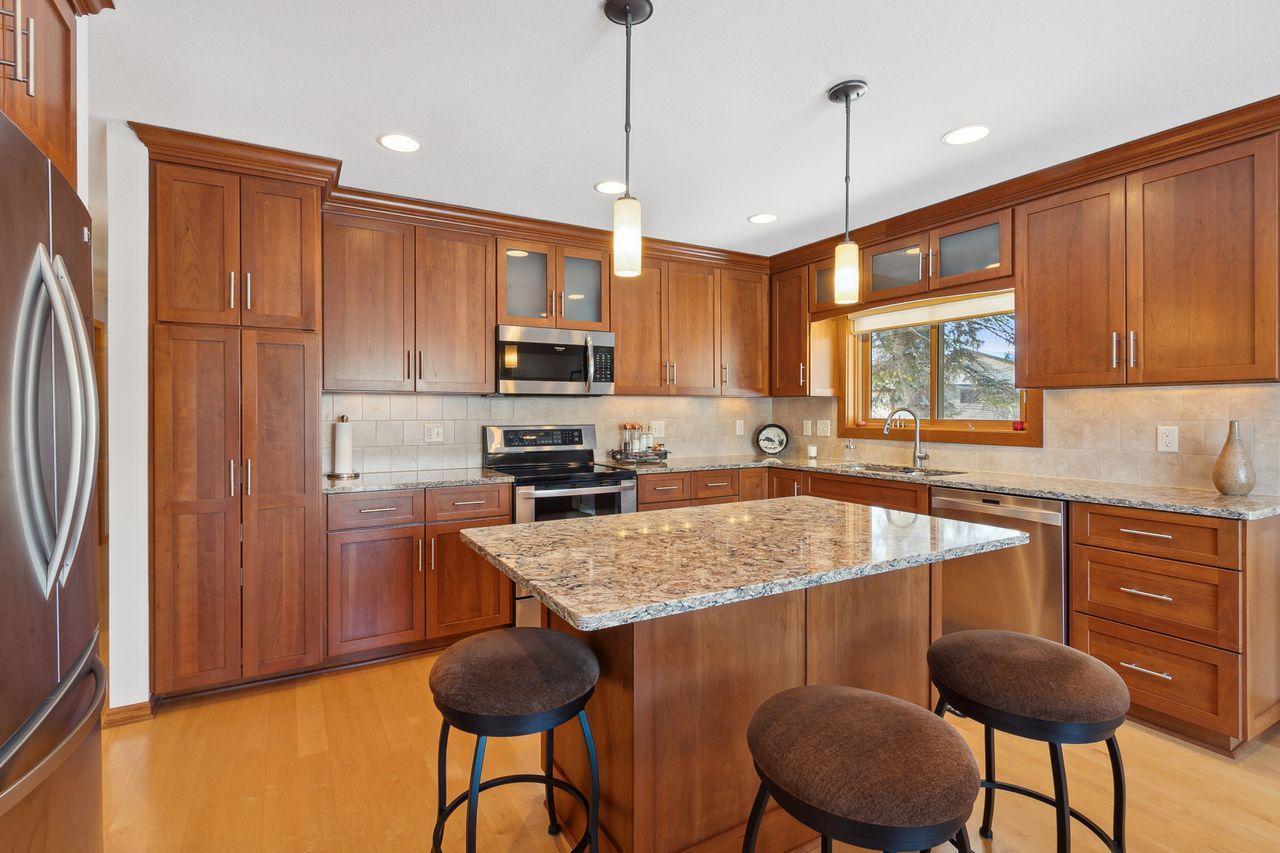 2703 Golf Course Road Ashland, WI 54806 - Photo 9 of 29 Gallery Image 9