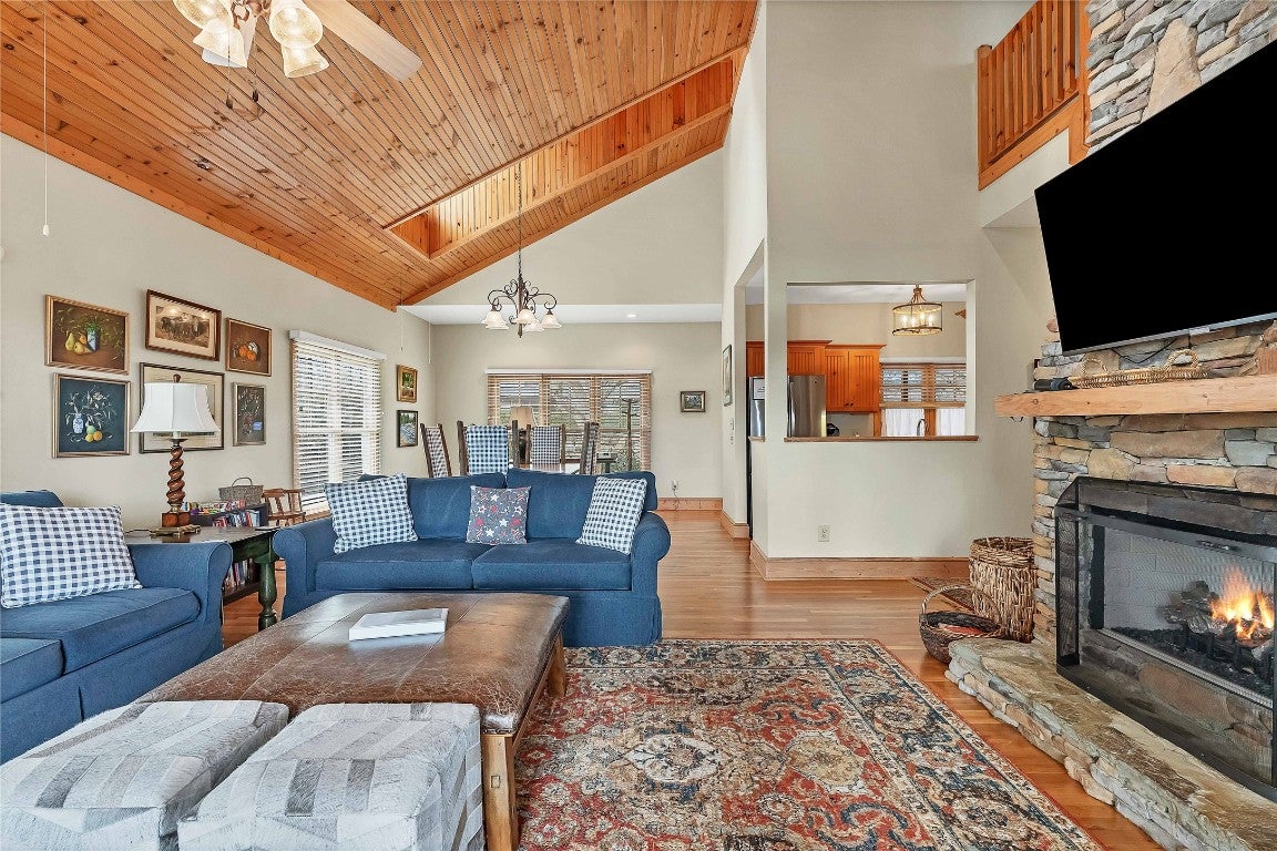 233 Rendezvous Ridge, Unit B Cashiers, NC 28717 - Photo 6 of 29 Gallery Image 6
