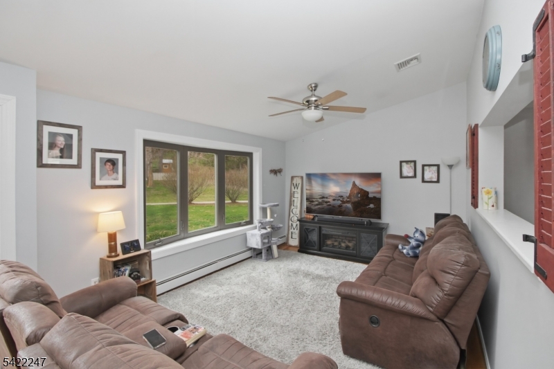 144 Allamuchy Road Andover, NJ 07821 - Photo 2 of 20