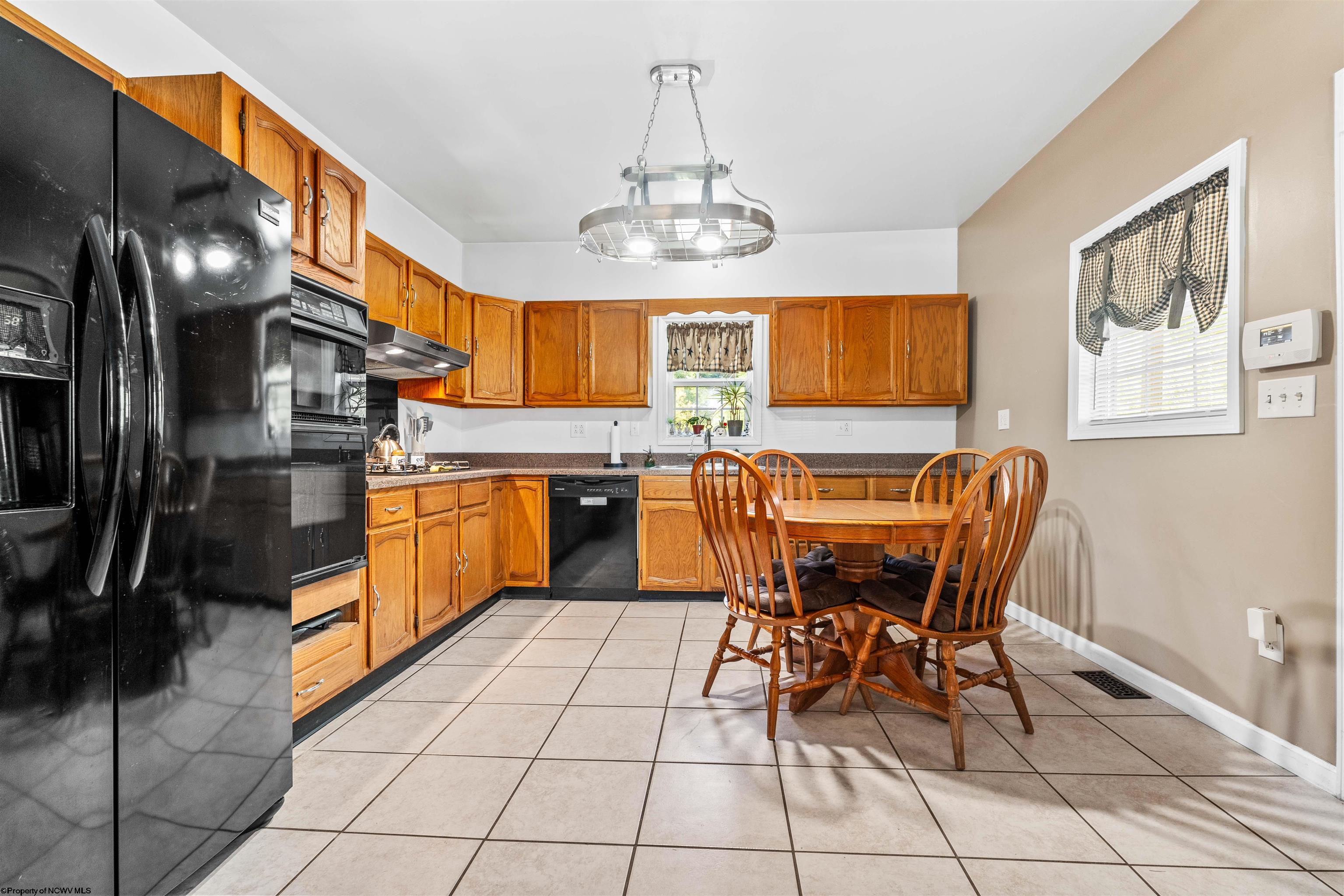 1776 Tyrone Road Morgantown, WV 26508 - Photo 4 of 34 Gallery Image 4
