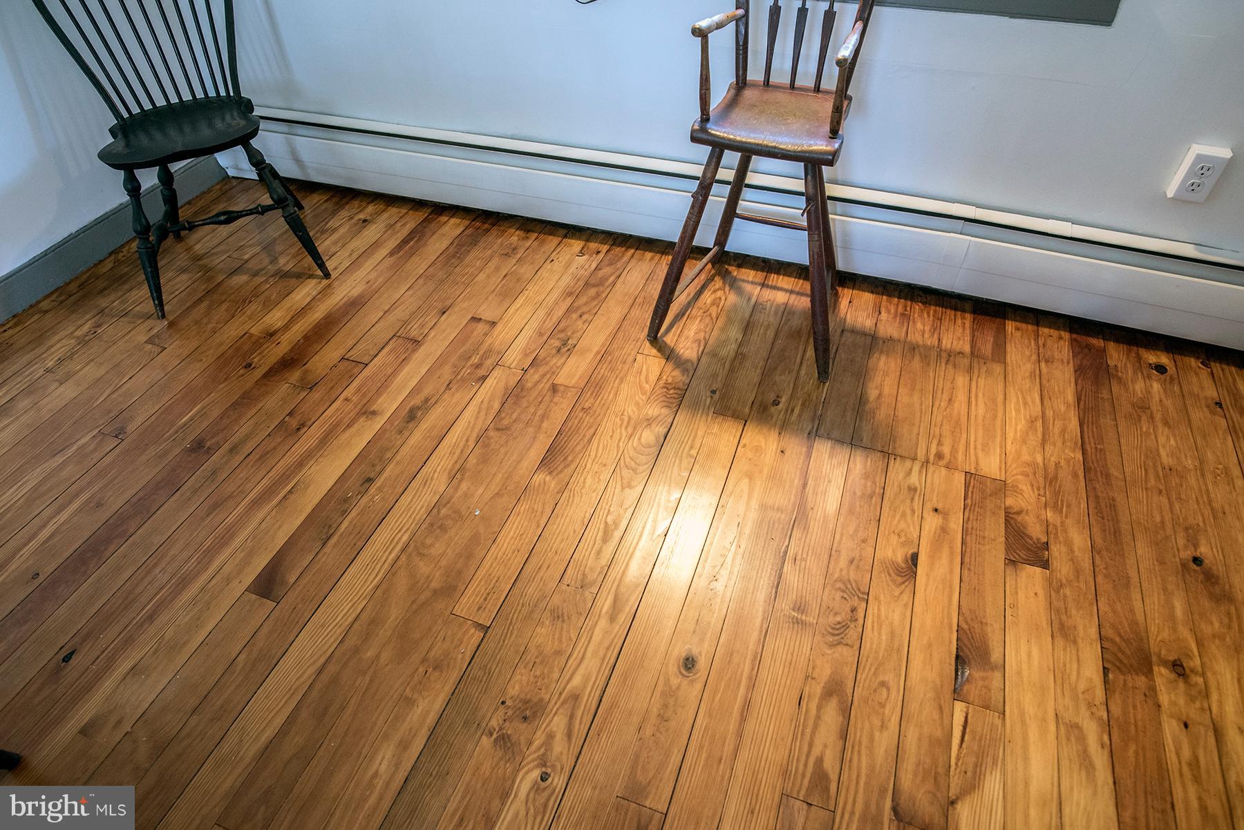 11212 Mapleville Road Smithsburg, MD 21783 - Photo 11 of 44 Dining room