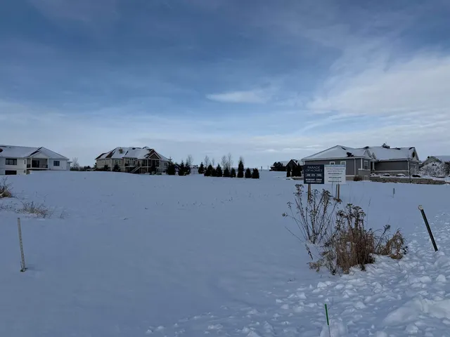 $160,000 | Lot 14 184th Avenue, Bristol, WI 53104