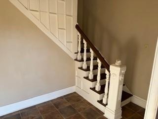 621 West Gandy Street Denison, TX 75020 - Photo 3 of 12 a view of entryway