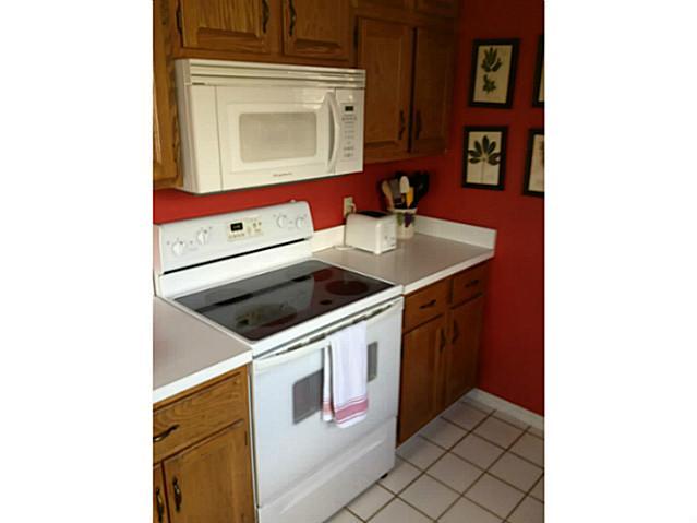3242 Kenyon Road Columbus, OH 43221 - Photo 6 of 12