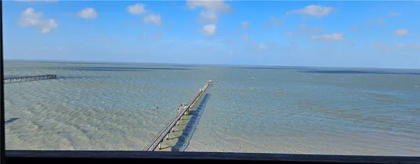 $2,500 | 4334 Ocean Drive, Unit 705, Corpus Christi, TX 78412