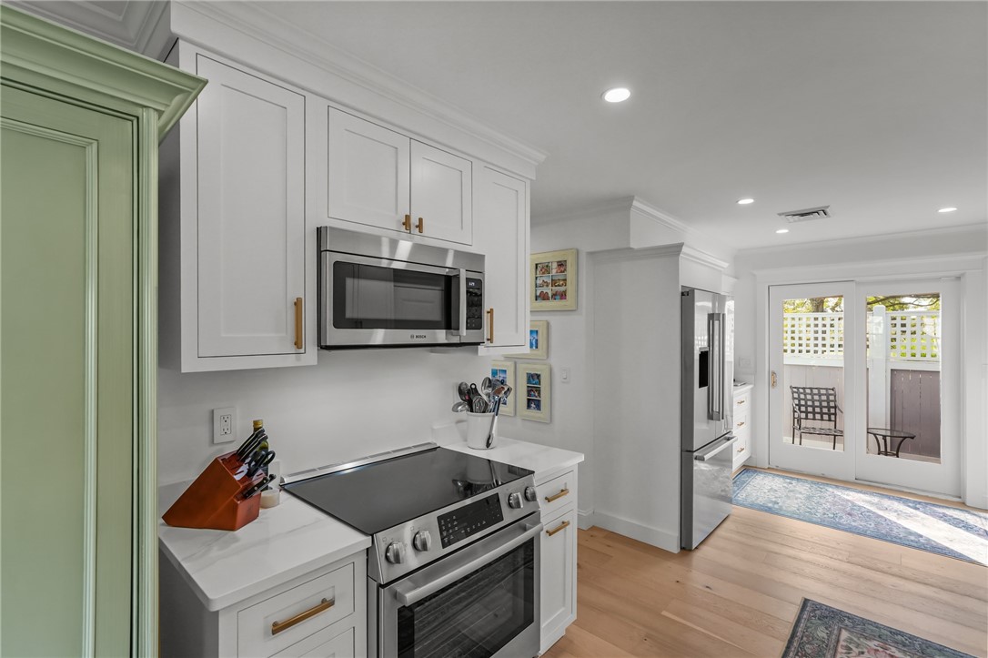 310 Corey Lane Middletown, RI 02842 - Photo 19 of 44