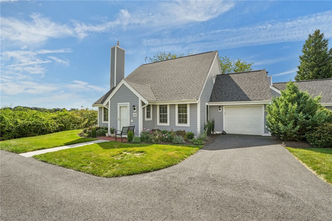 310 Corey Lane Middletown, RI 02842 - Photo 4 of 44