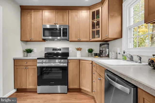 $394,900 | 250 Potomac Road, Wilmington, DE 19803