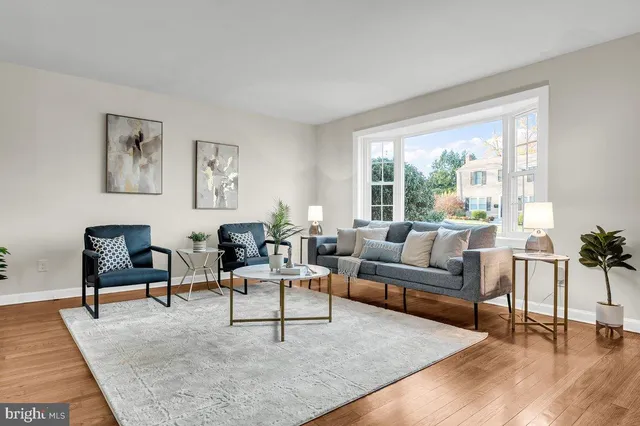 $394,900 | 250 Potomac Road, Wilmington, DE 19803