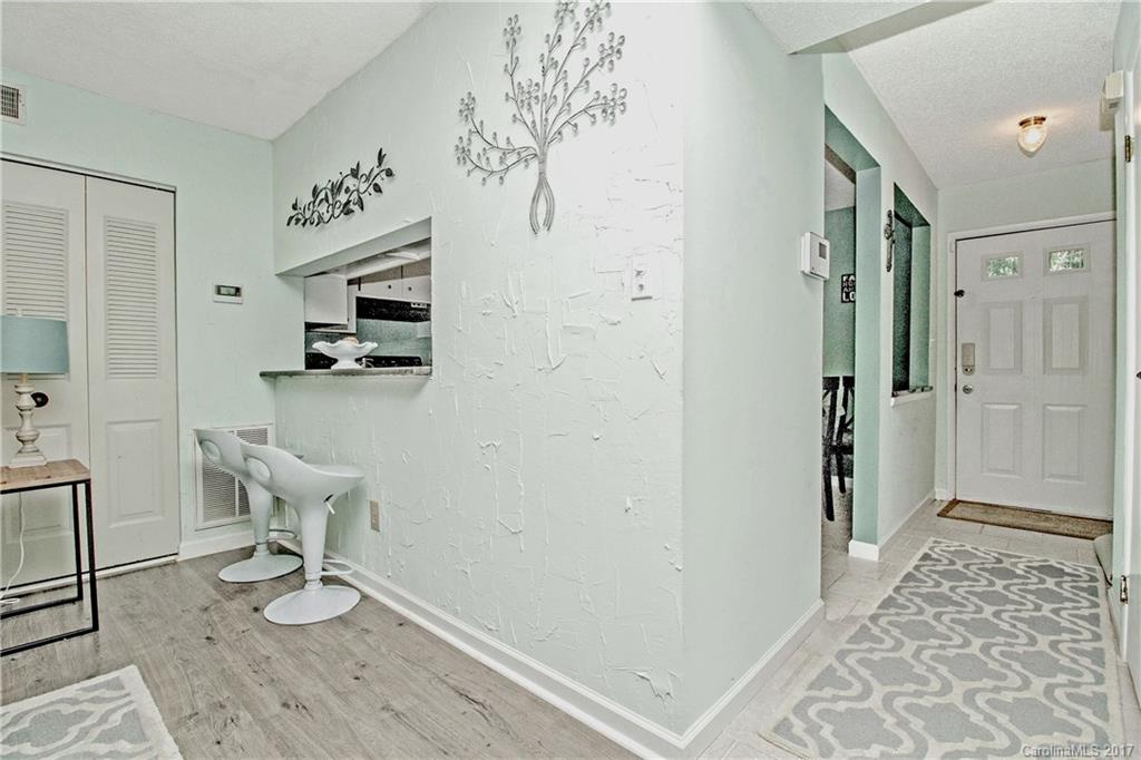8238 Knights Bridge Road Charlotte, NC 28210 - Photo 12 of 14