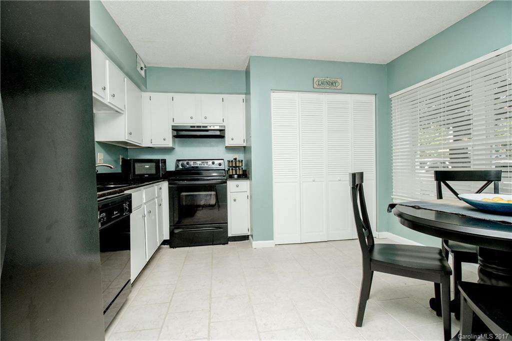 8238 Knights Bridge Road Charlotte, NC 28210 - Photo 3 of 14