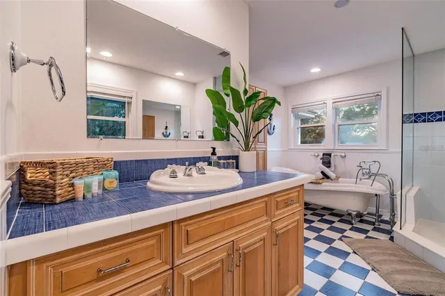 $10,000 | 1828 Sunrise Boulevard, Clearwater, FL 33760