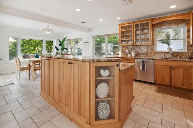 $10,000 | 1828 Sunrise Boulevard, Clearwater, FL 33760