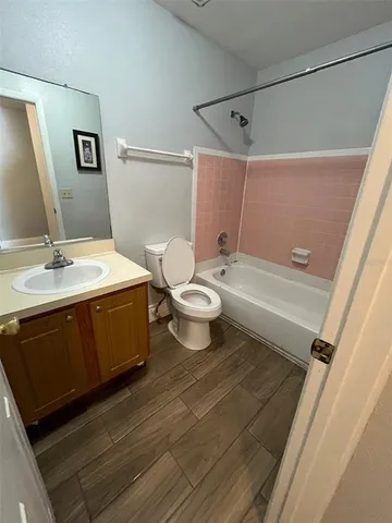 $1,600 | 4349 South Semoran Boulevard, Unit 4, Orlando, FL 32822