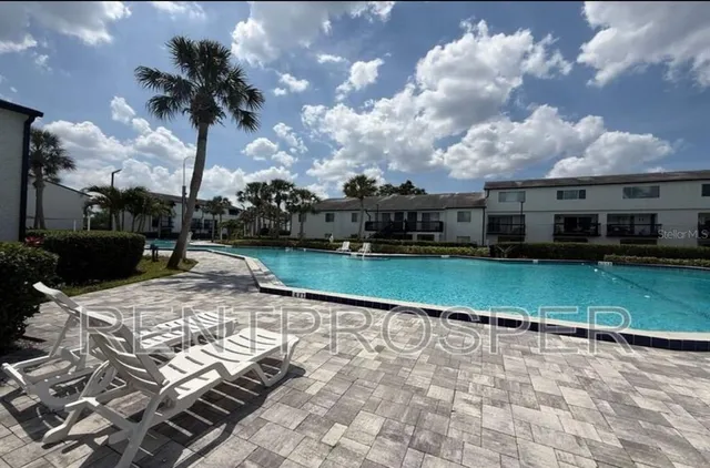 $1,600 | 4349 South Semoran Boulevard, Unit 4, Orlando, FL 32822