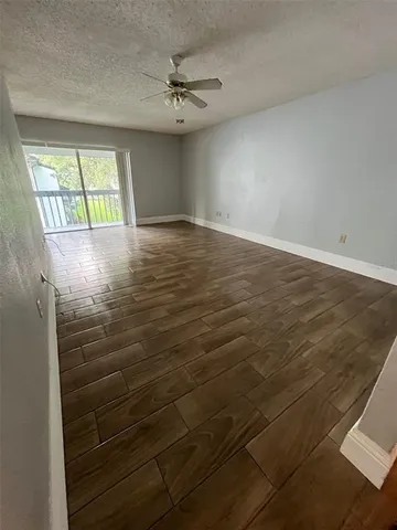 $1,600 | 4349 South Semoran Boulevard, Unit 4, Orlando, FL 32822