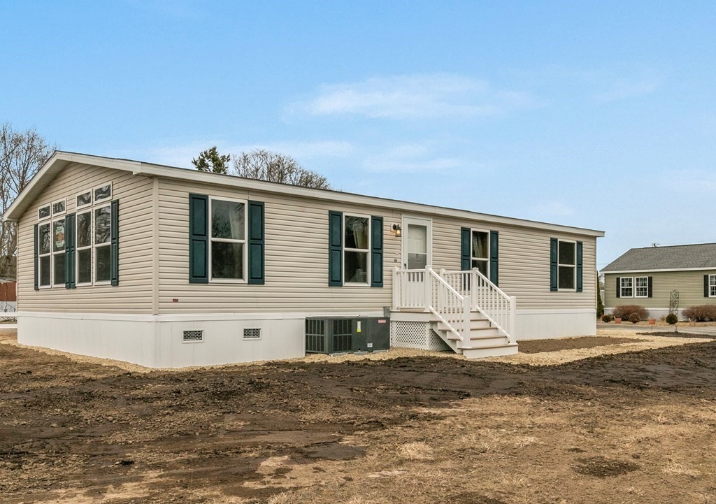 8 Swifts Beach Road, Unit 35 Wareham, MA 02571 - Photo 2 of 36 Gallery Image 2