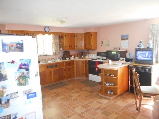519 Dally Road Long Branch, PA 15423 - Photo 8 of 24 Gallery Image 8