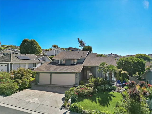 $1,649,000 | 752 Calle Vallarta, San Clemente, CA 92673