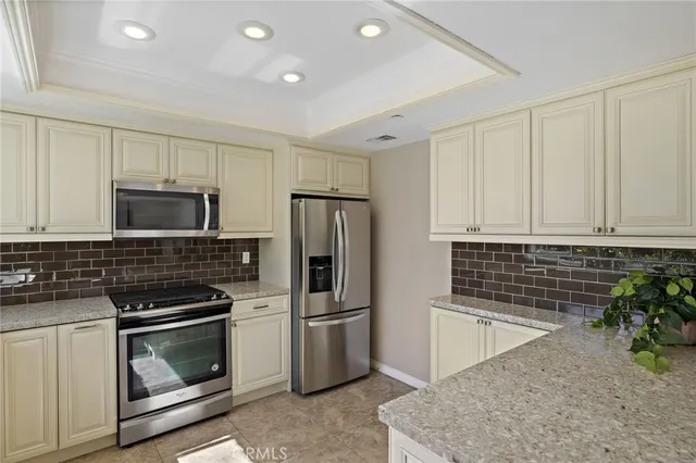 $1,649,000 | 752 Calle Vallarta, San Clemente, CA 92673