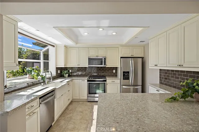 $1,649,000 | 752 Calle Vallarta, San Clemente, CA 92673