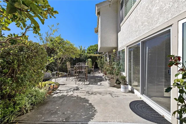 $1,649,000 | 752 Calle Vallarta, San Clemente, CA 92673