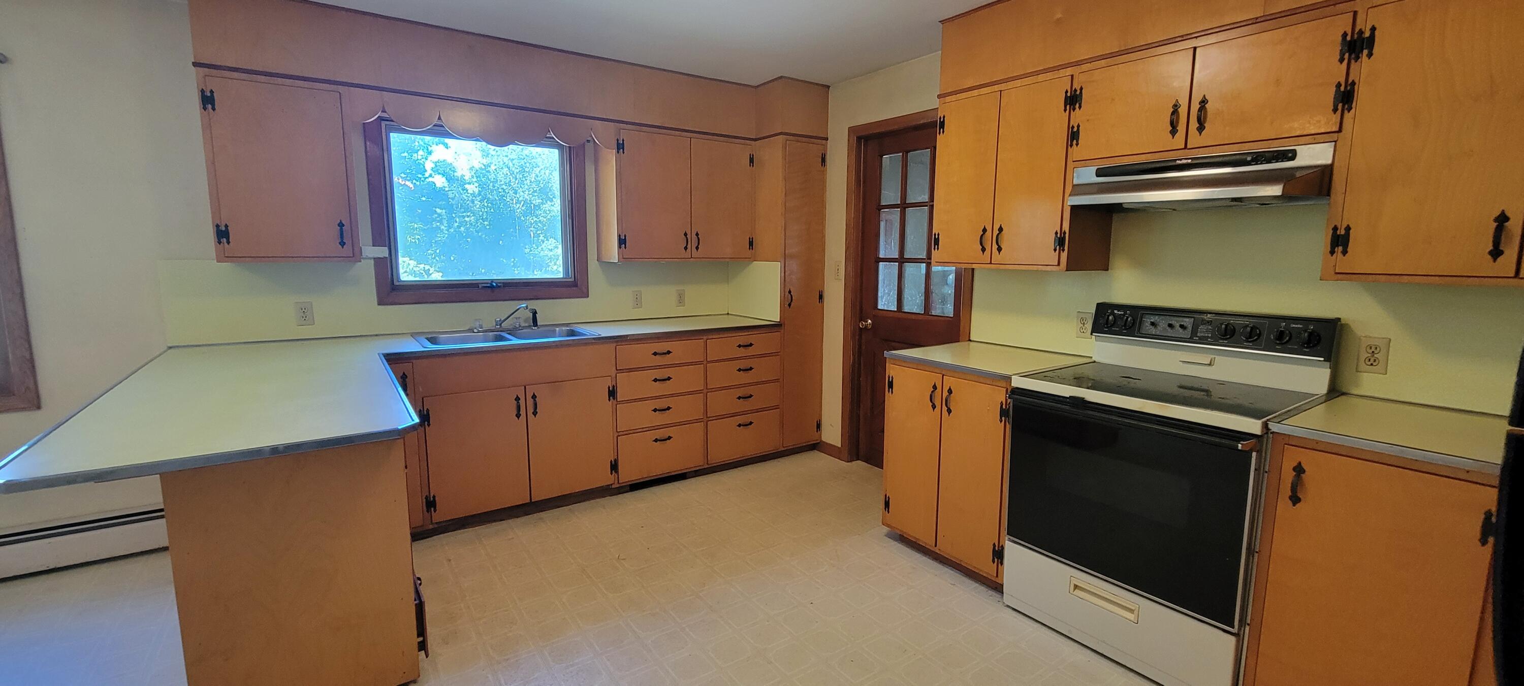 80 Bog Road Albion, ME 04910 - Photo 10 of 22 11. Kitchen