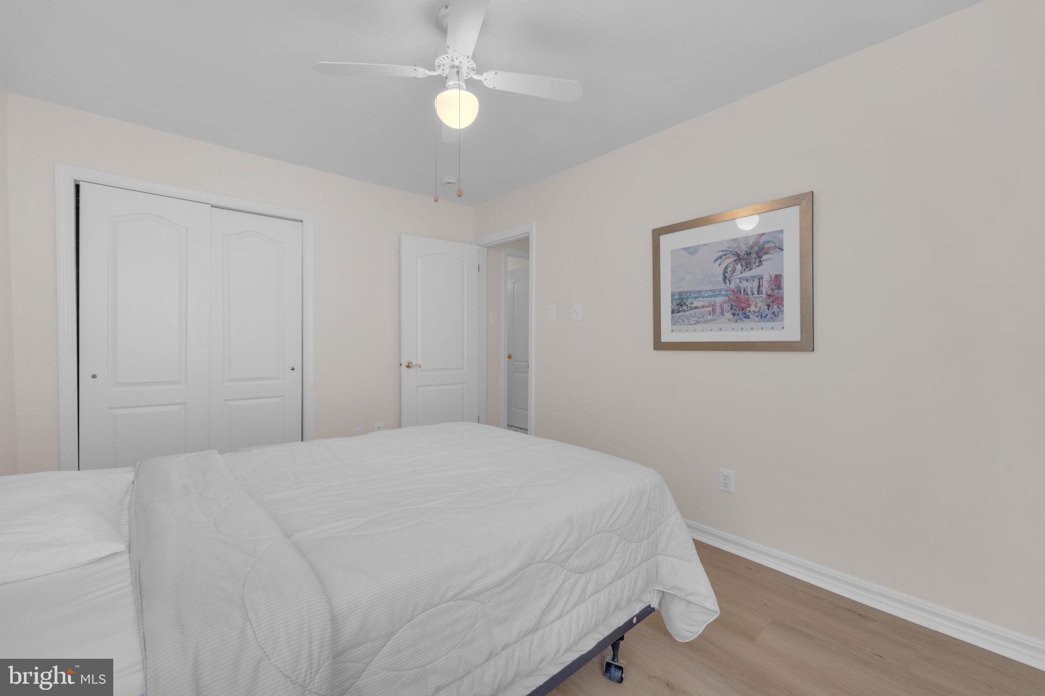 801 Freeport Way Williamstown, NJ 08094 - Photo 23 of 29 a bedroom with a bed and a painting