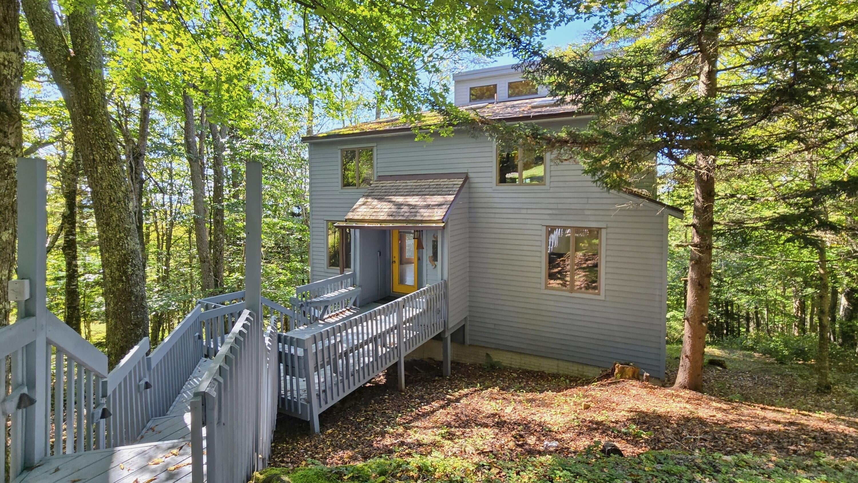 1020 North Westridge Road Slatyfork, WV 26291 - Photo 4 of 32 Gallery Image 4