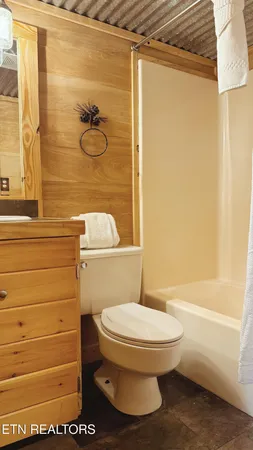 $246,000 | 3710 Weber Road, Unit E103, Gatlinburg, TN 37738