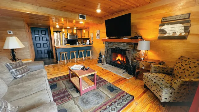 $249,900 | 3710 Weber Road, Unit E103, Gatlinburg, TN 37738