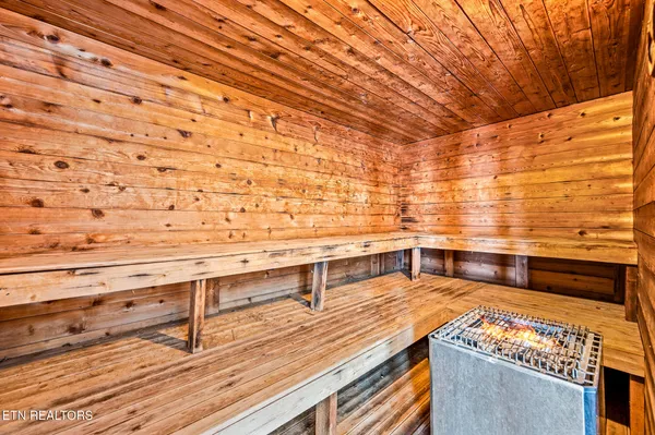 $246,000 | 3710 Weber Road, Unit E103, Gatlinburg, TN 37738