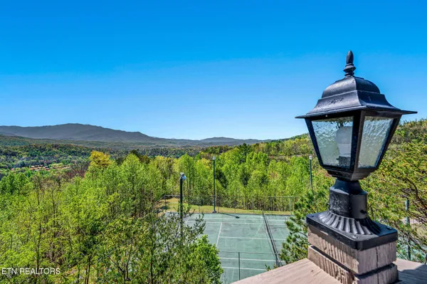 $246,000 | 3710 Weber Road, Unit E103, Gatlinburg, TN 37738