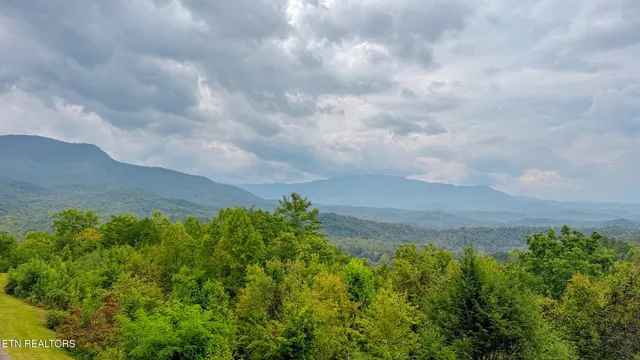 $249,900 | 3710 Weber Road, Unit E103, Gatlinburg, TN 37738