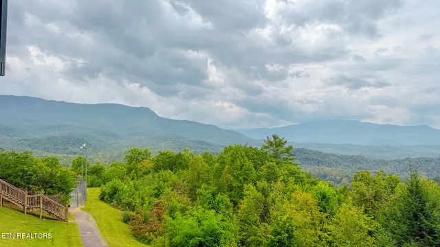 $249,900 | 3710 Weber Road, Unit E103, Gatlinburg, TN 37738