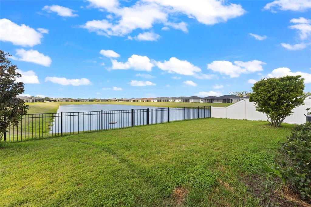 7434 35th Lane East Sarasota, FL 34243 - Photo 18 of 20 Gallery Image 18